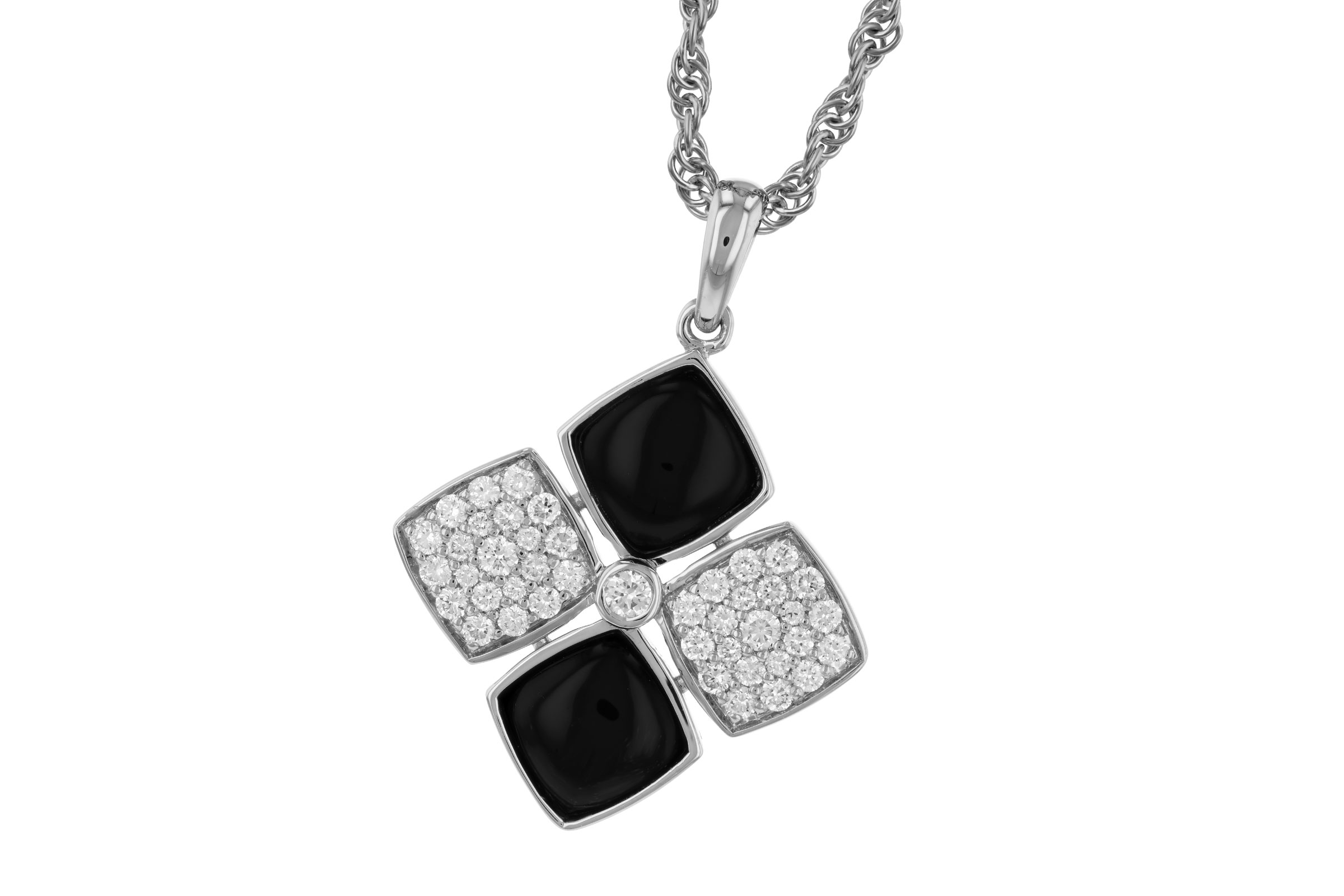 D312-00989: NECKLACE 1.23 TW ONYX 1.50 TGW