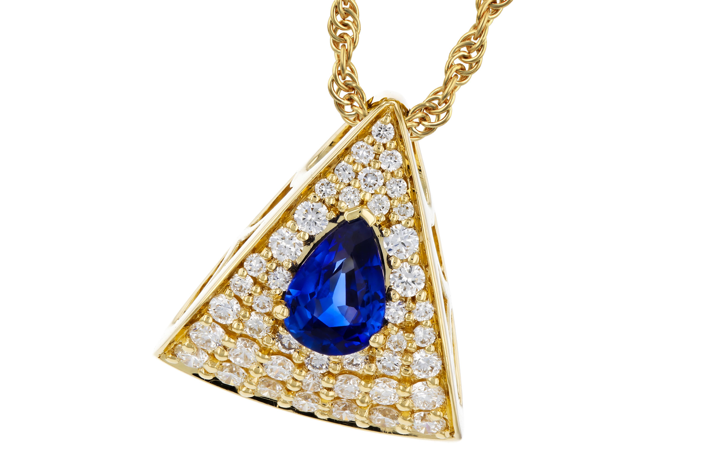 G312-01898: NECKLACE .51 SAPPHIRE .85 TGW (6x4MM SA)