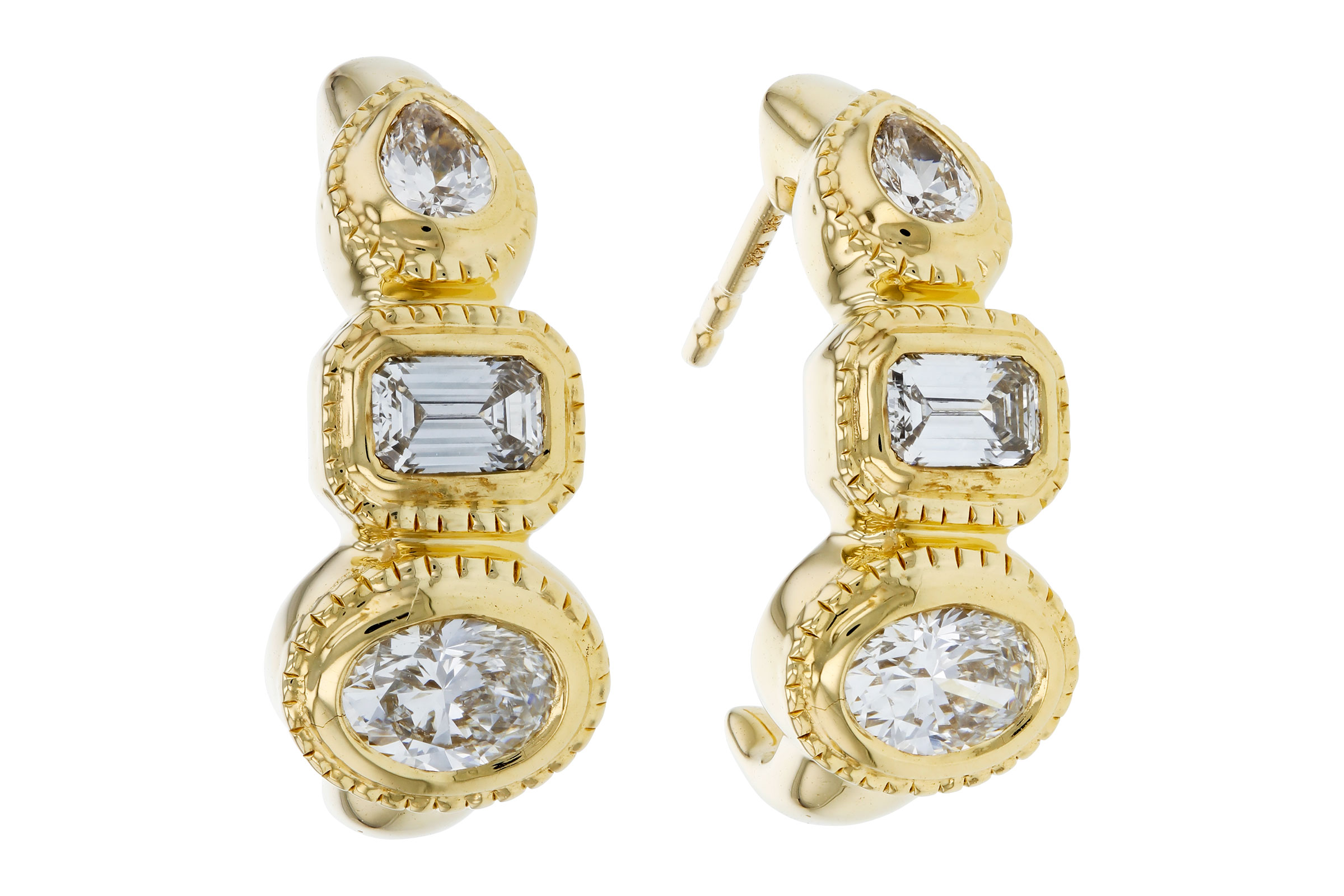 K312-01907: EARRINGS .68 TW FANCY CUT DIAMONDS